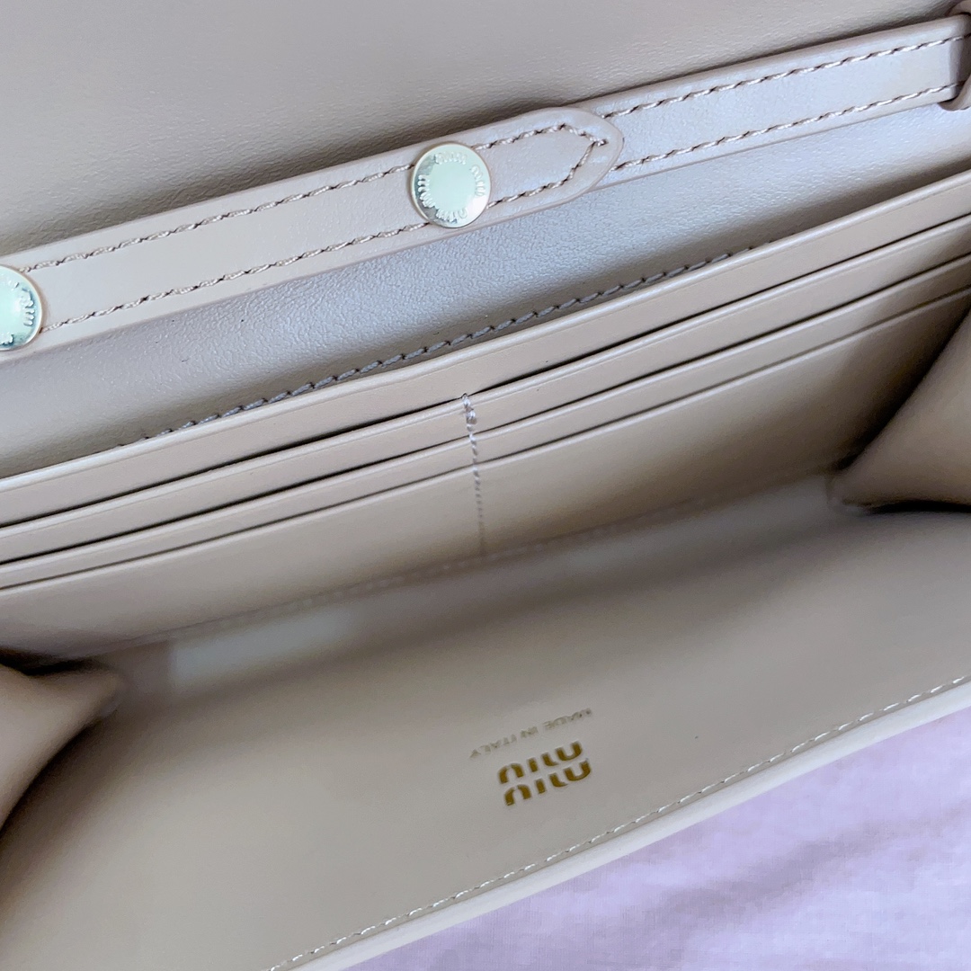 Miu Miu 03039