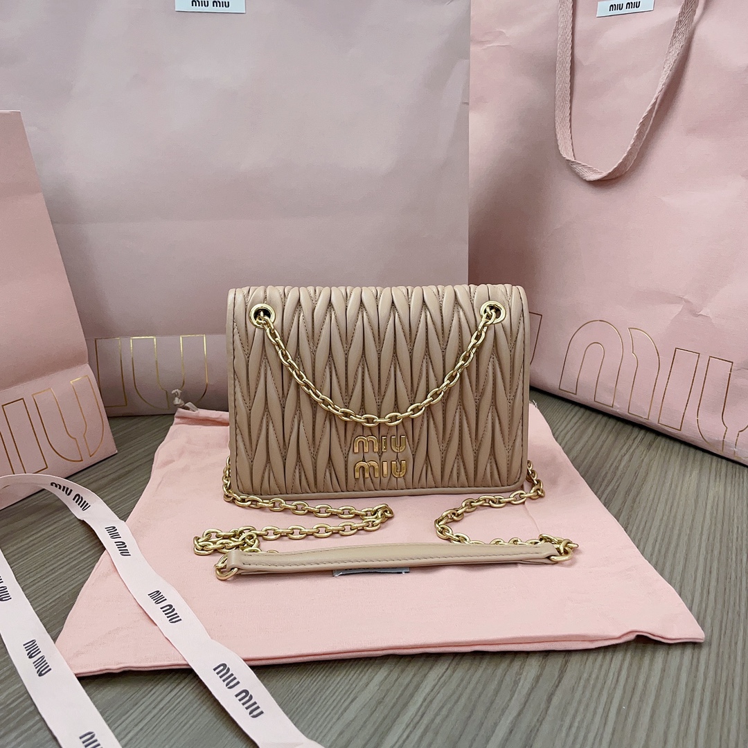 Miu Miu matelassé-effect Crossbody Bag | Neutrals |