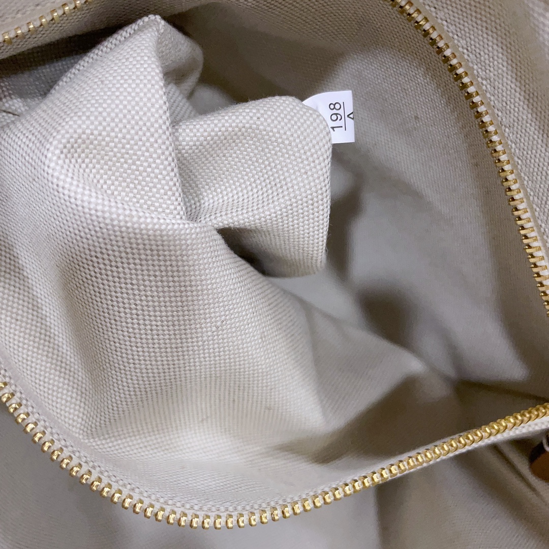 Miu Miu 03419