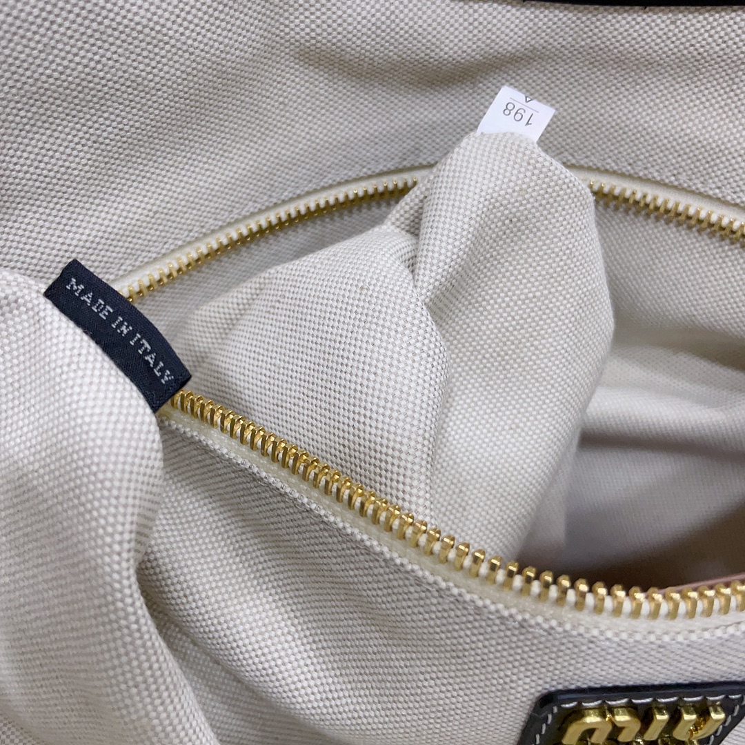 Miu Miu 03499