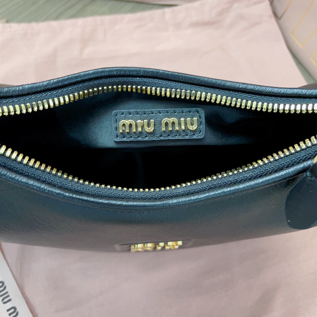 Miu Miu 03639