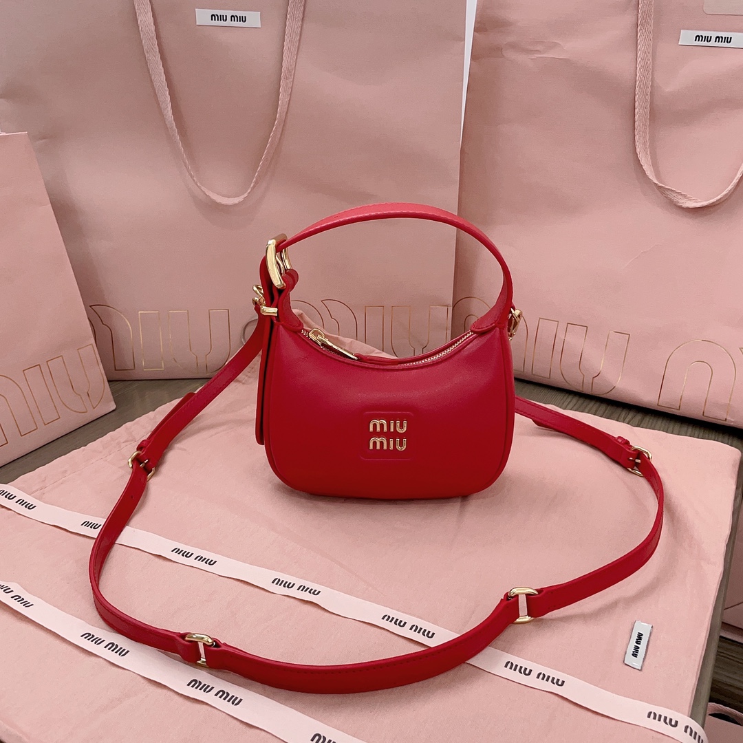Miu Miu Red Leather Hobo Bag With Strap  Miu Miu 03659
