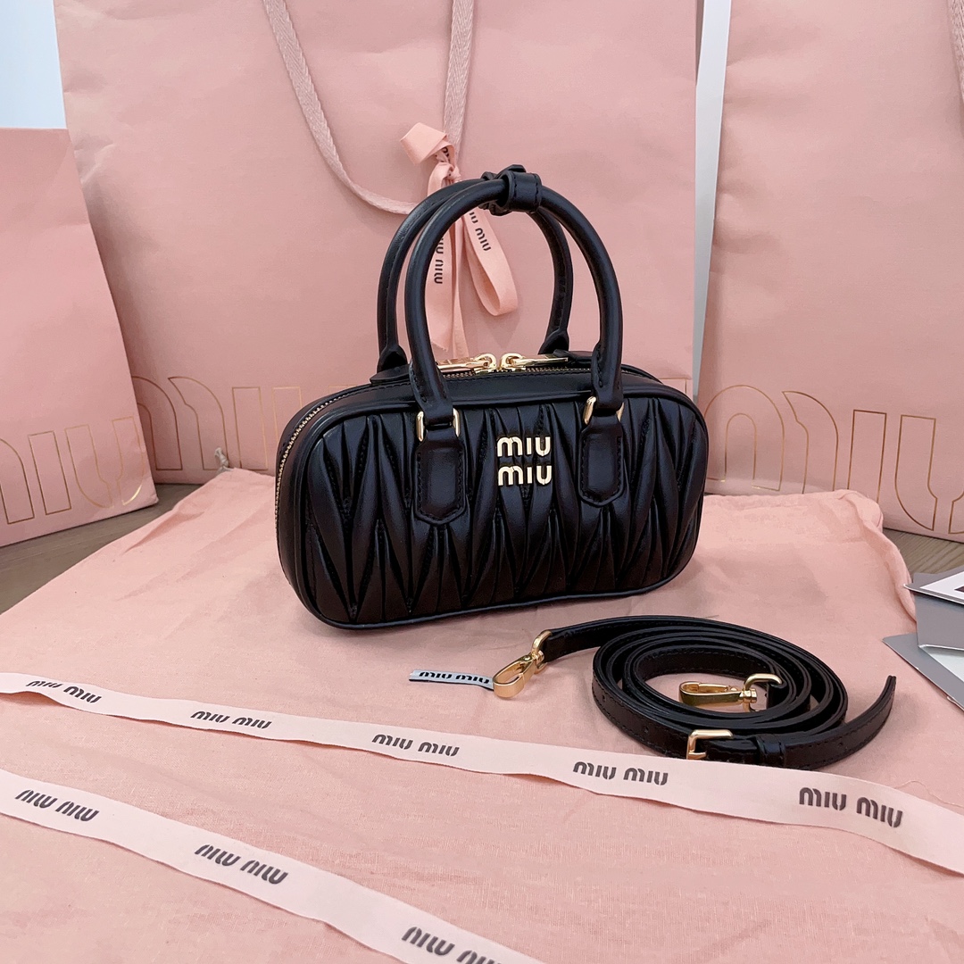 Miu Miu Lamb Leather Handbag Women In Black