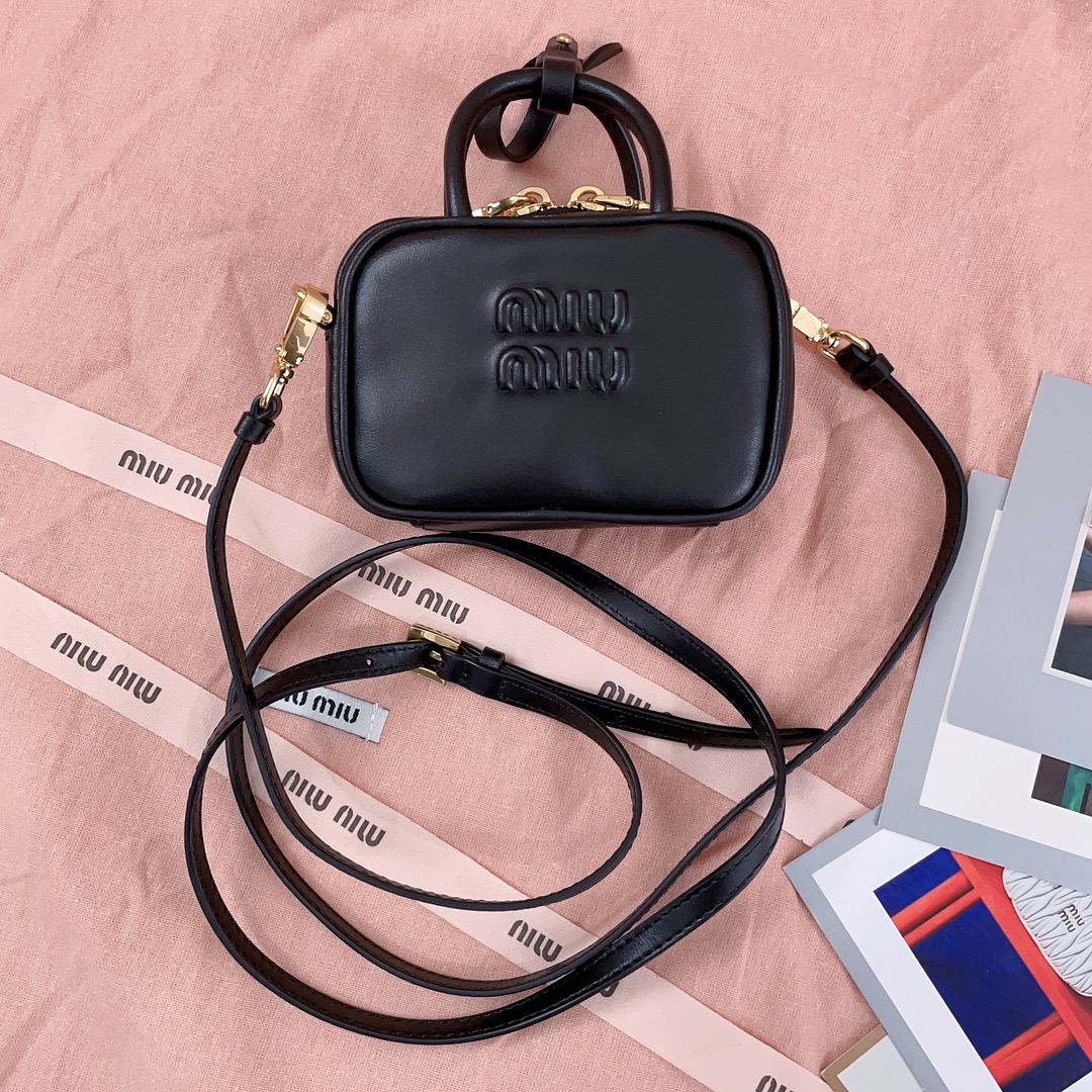 Miu Miu Trick Crochet Knit Flower Keychain in black