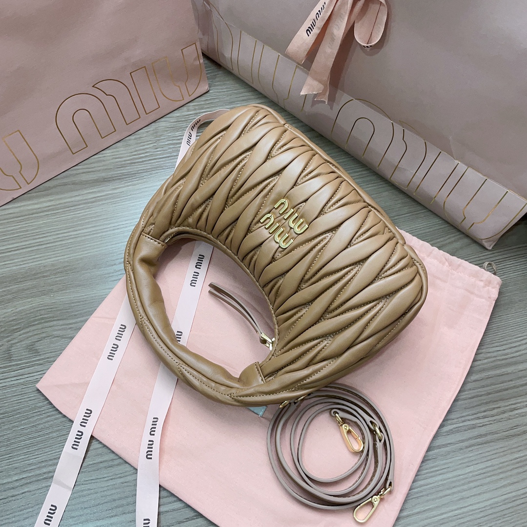 Miu Miu 04009