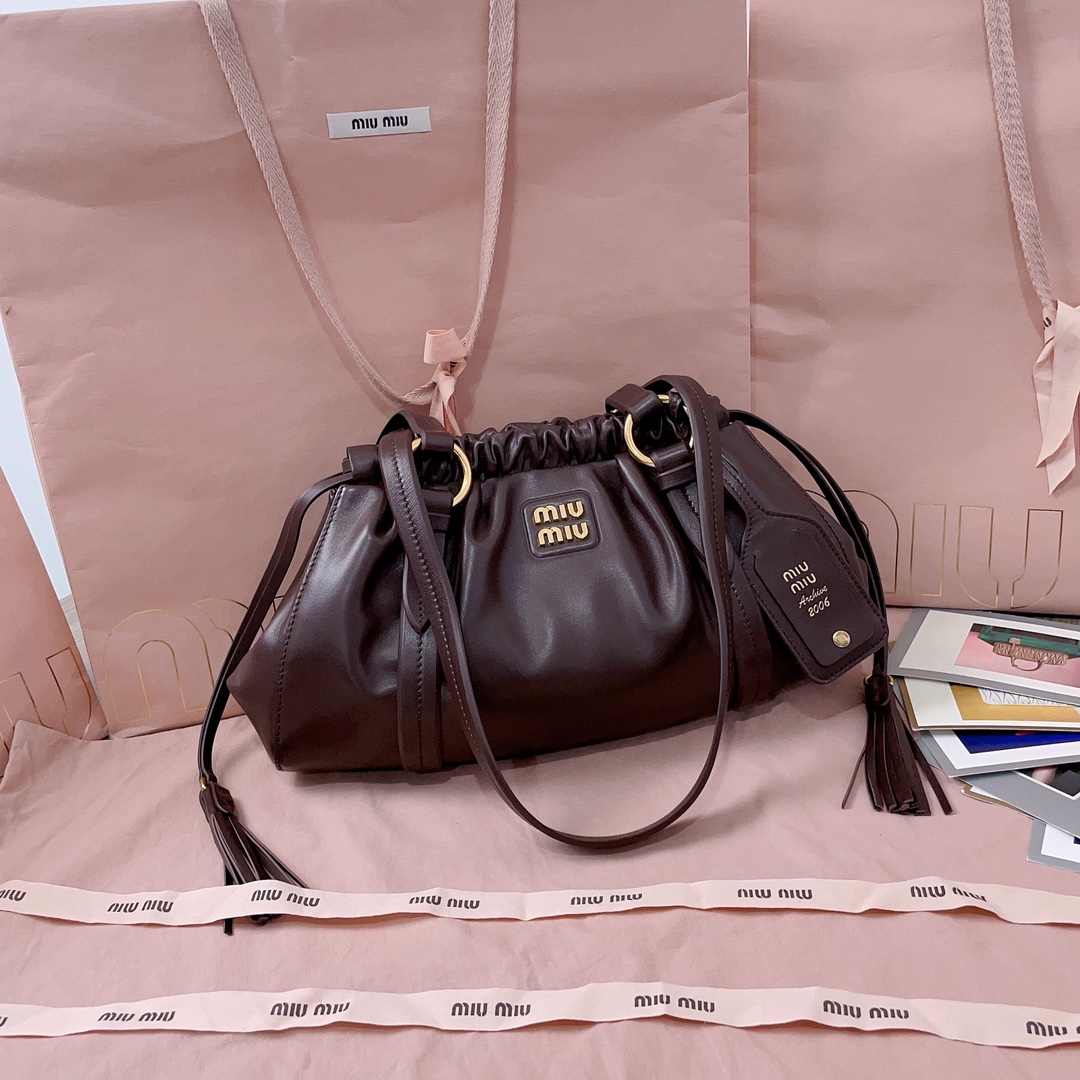Miu Miu  04029