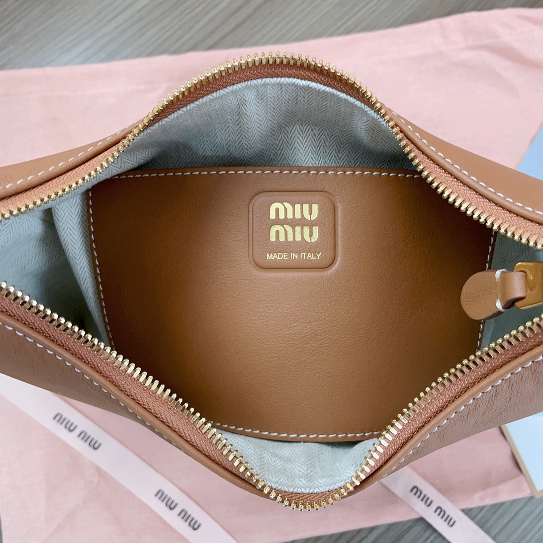 Miu Miu 04189