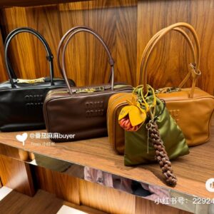 Miu Miu  04289