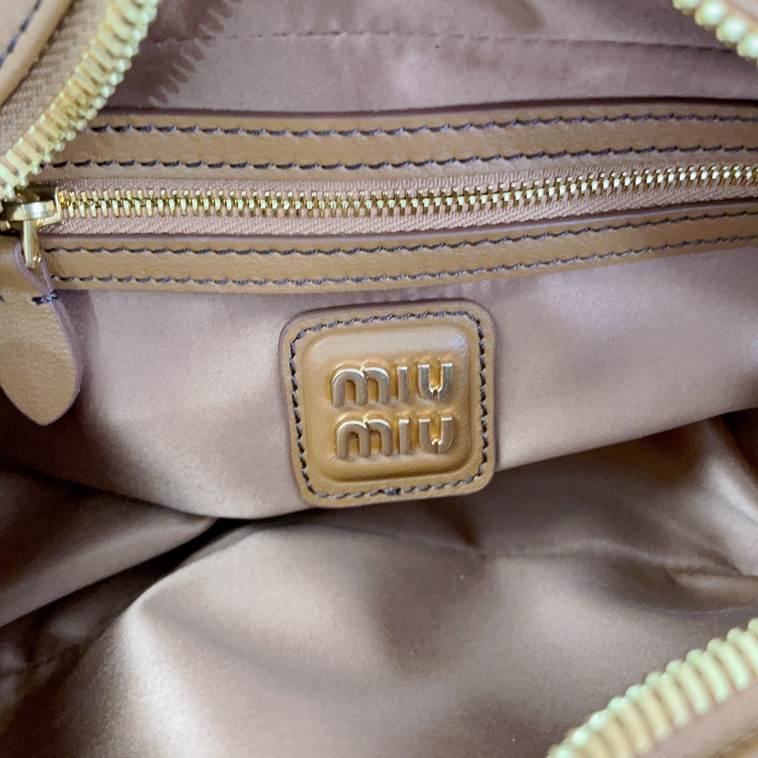 Miu Miu 04289
