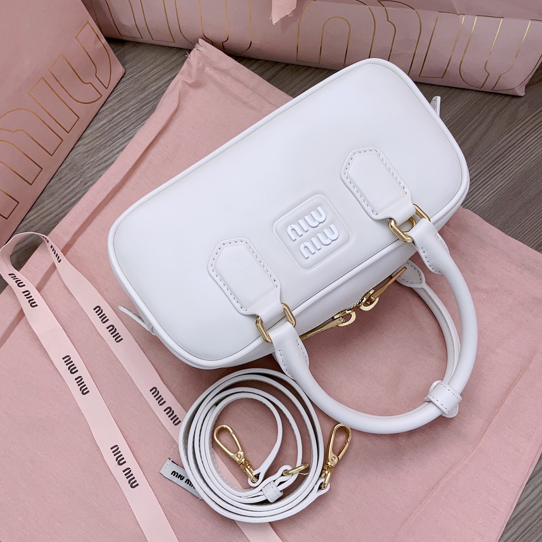 Miu Miu 04338