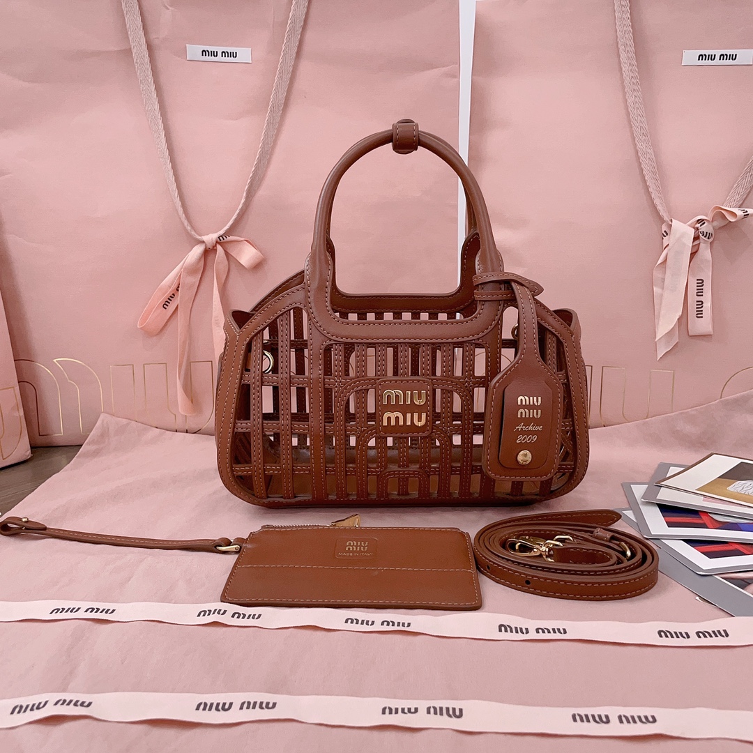 Miu Miu Chalk BROWN Leather Basket | Miu Miu