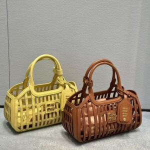 Miu Miu  04569
