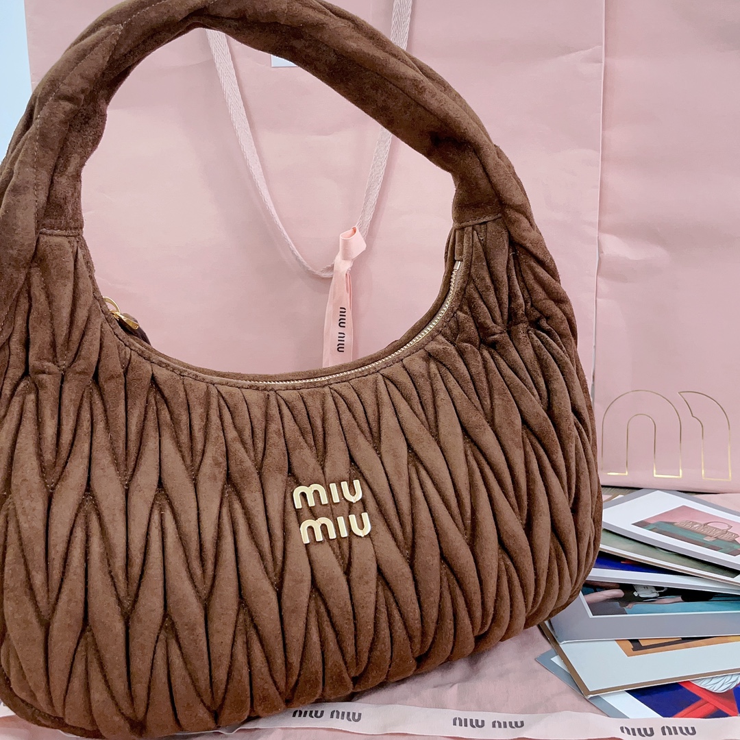 Miu Miu 04719