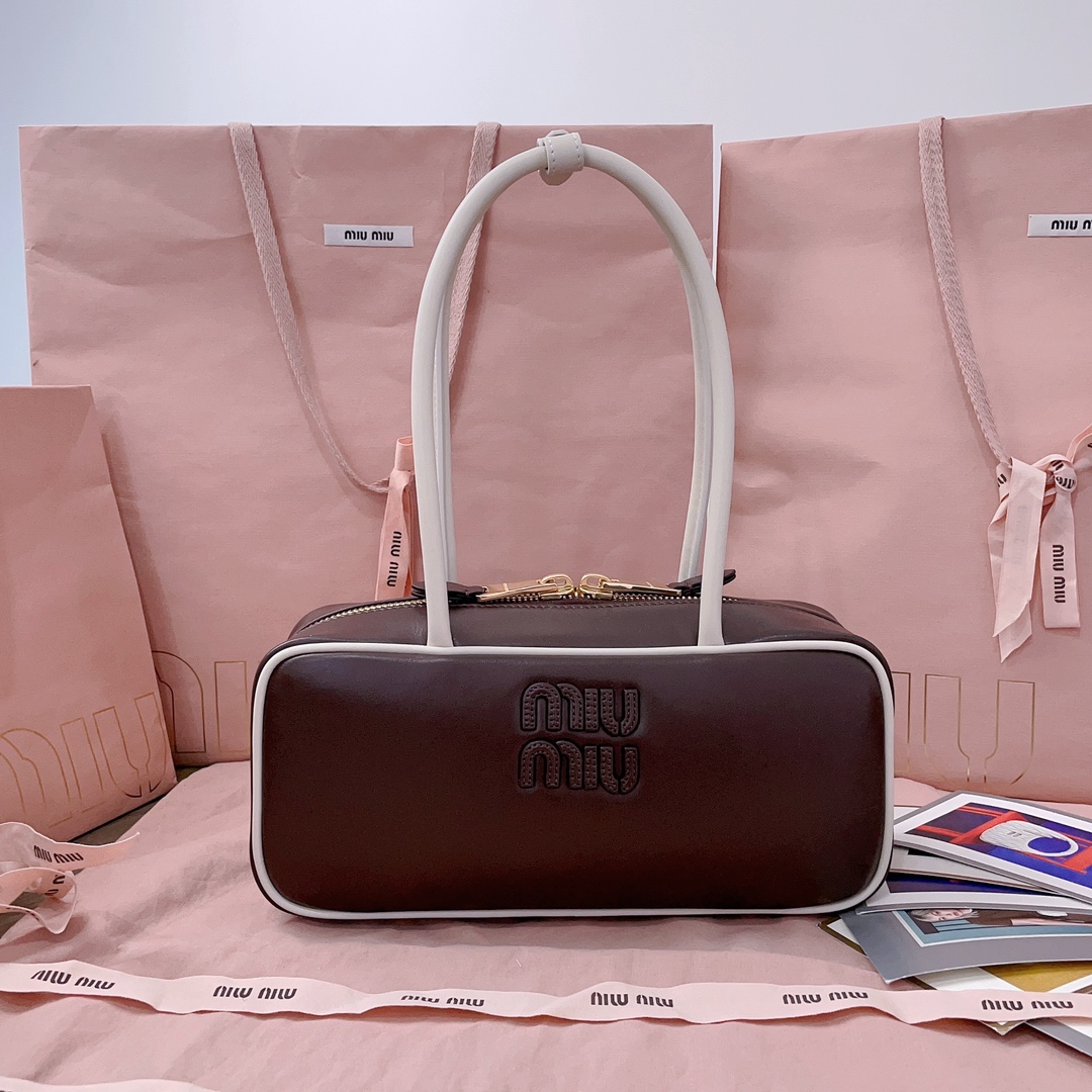 Miu Miu Beau leather handbag Miu Miu Brown in Leather – 53437965
