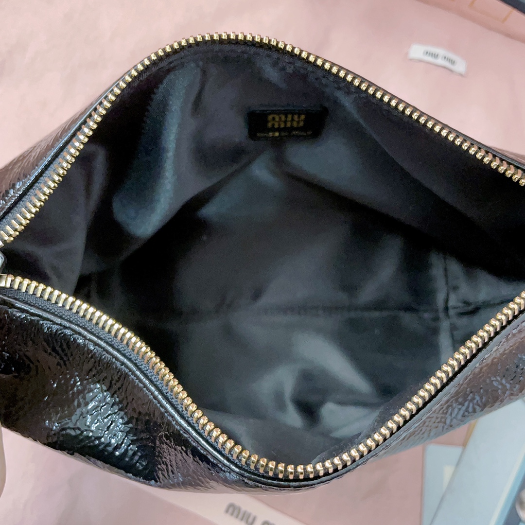 Miu Miu 04839