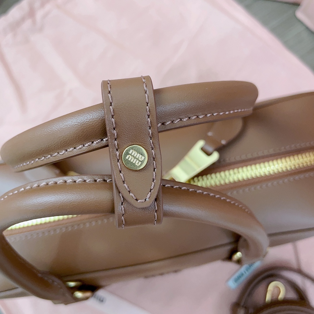 Miu Miu 04999