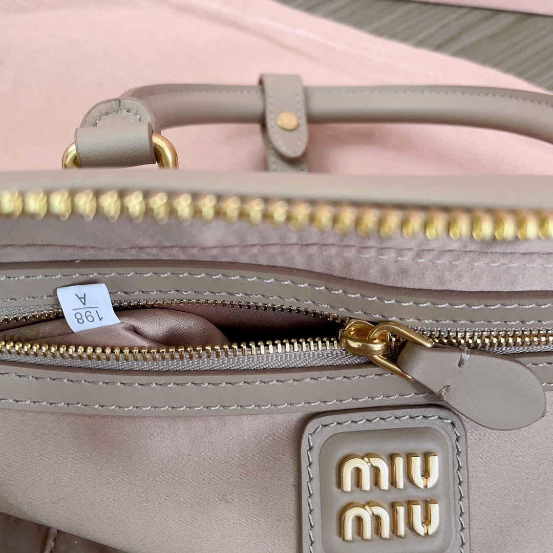 Miu Miu 05019