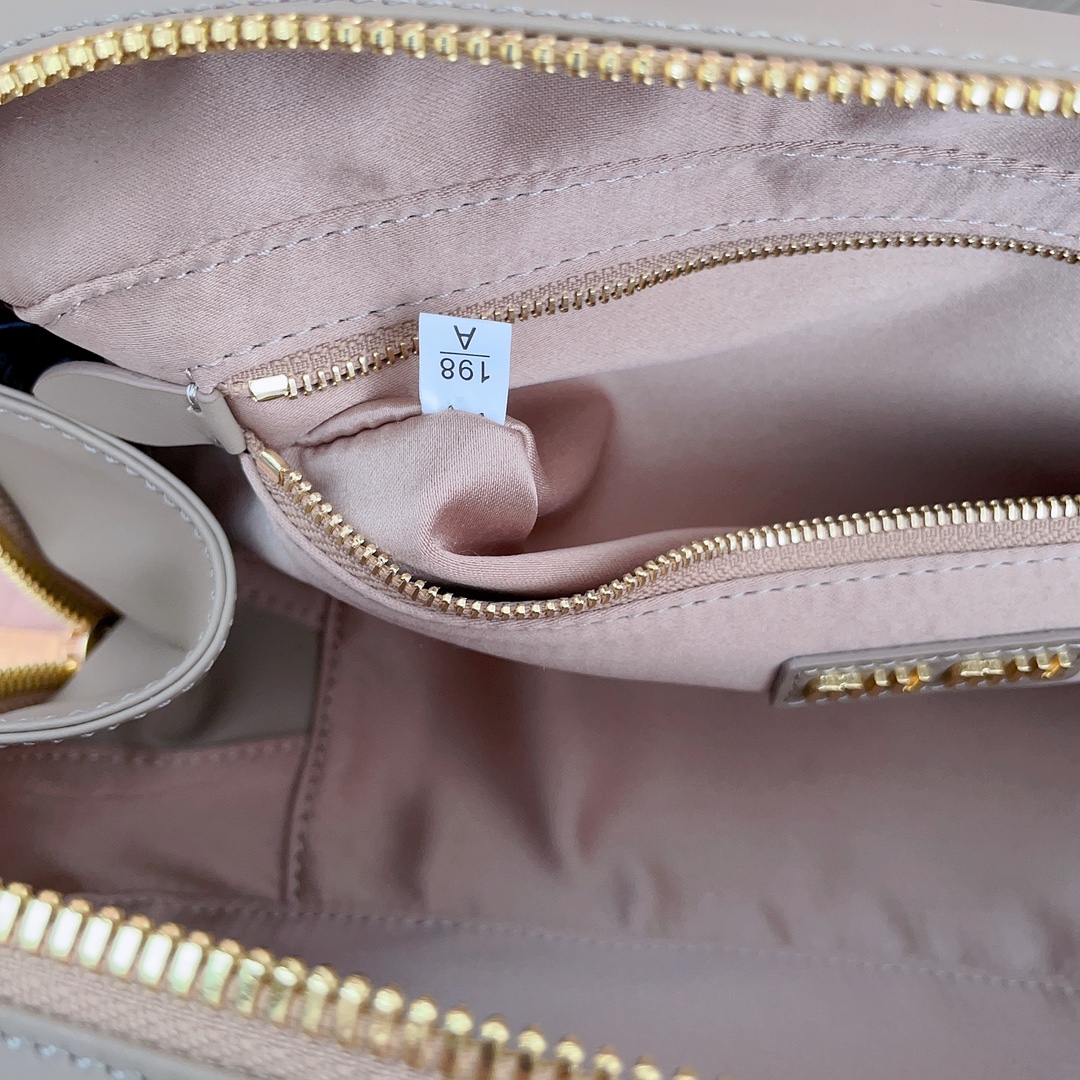 Miu Miu 05059