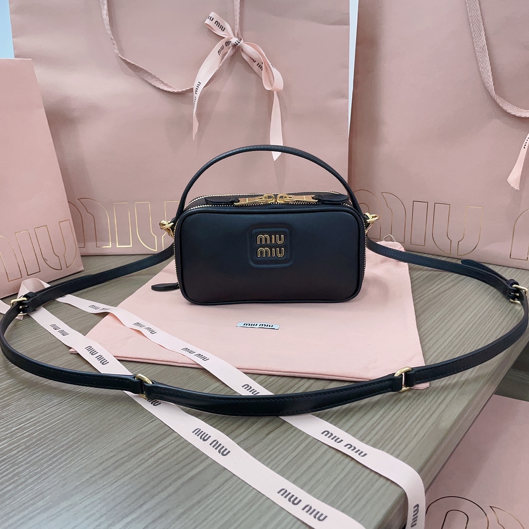 Miu Miu 05229