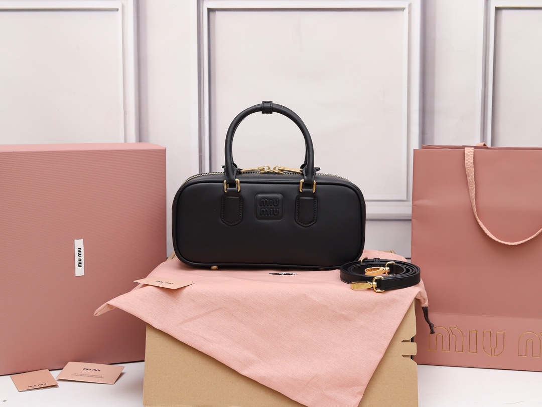 Miu Miu Mini Arcadie Tote Bag | Black |