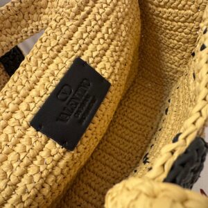 Valentino  00017