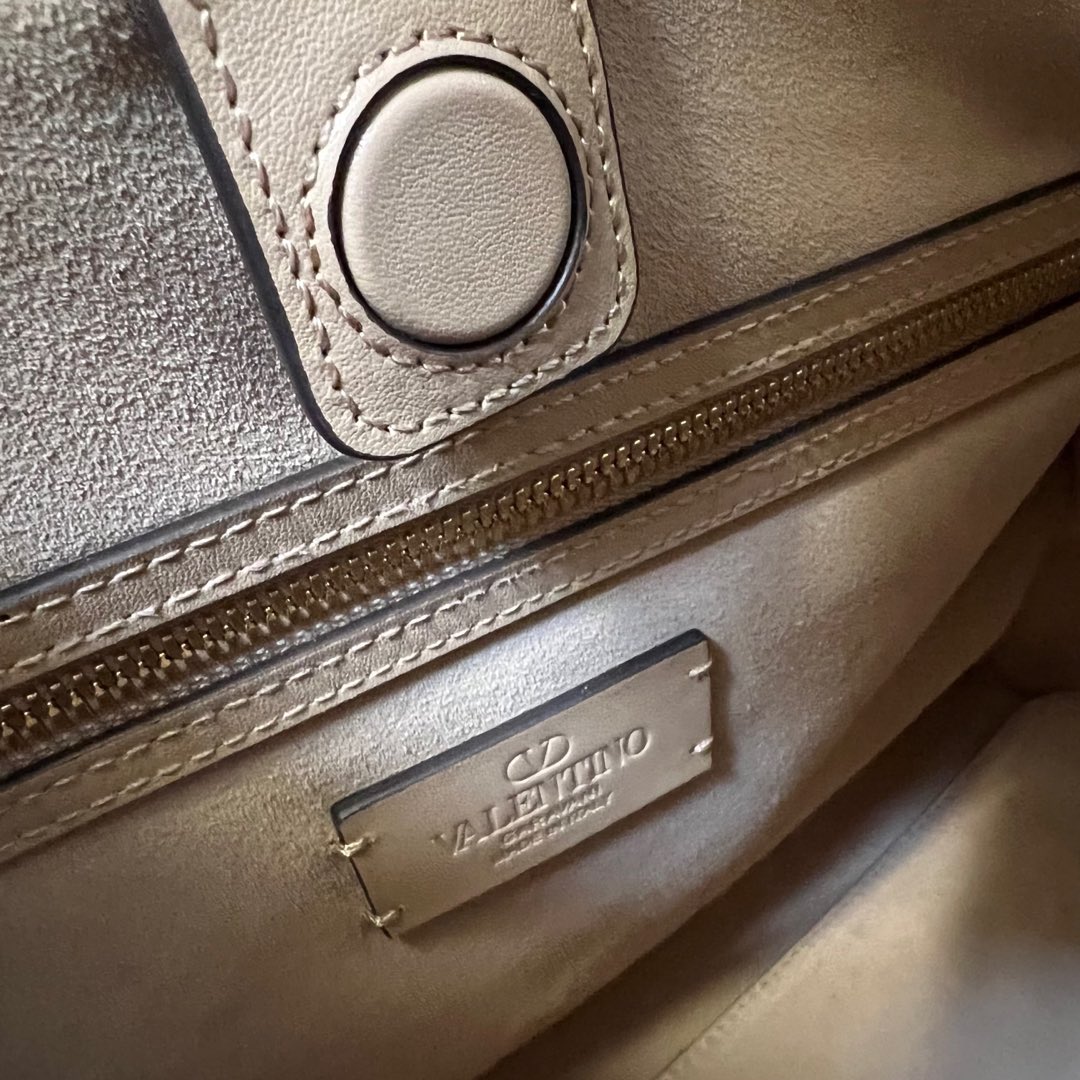 Valentino 00049