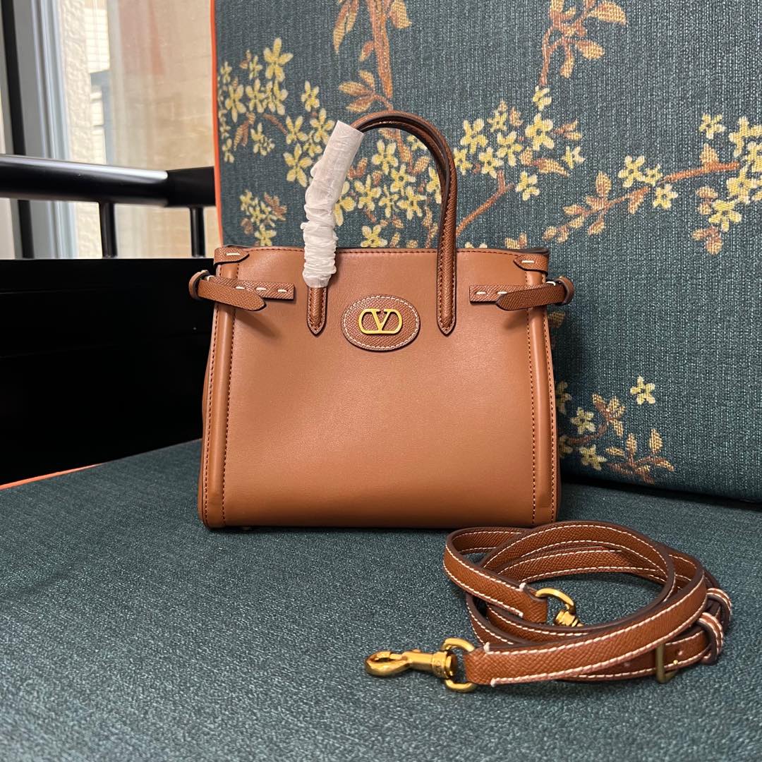 Valentino Garavani Small Antibes Tote Bag | Brown