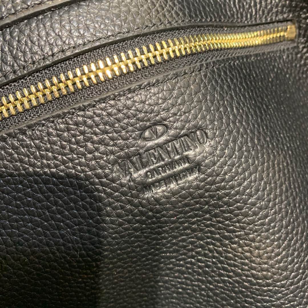 Valentino 00119