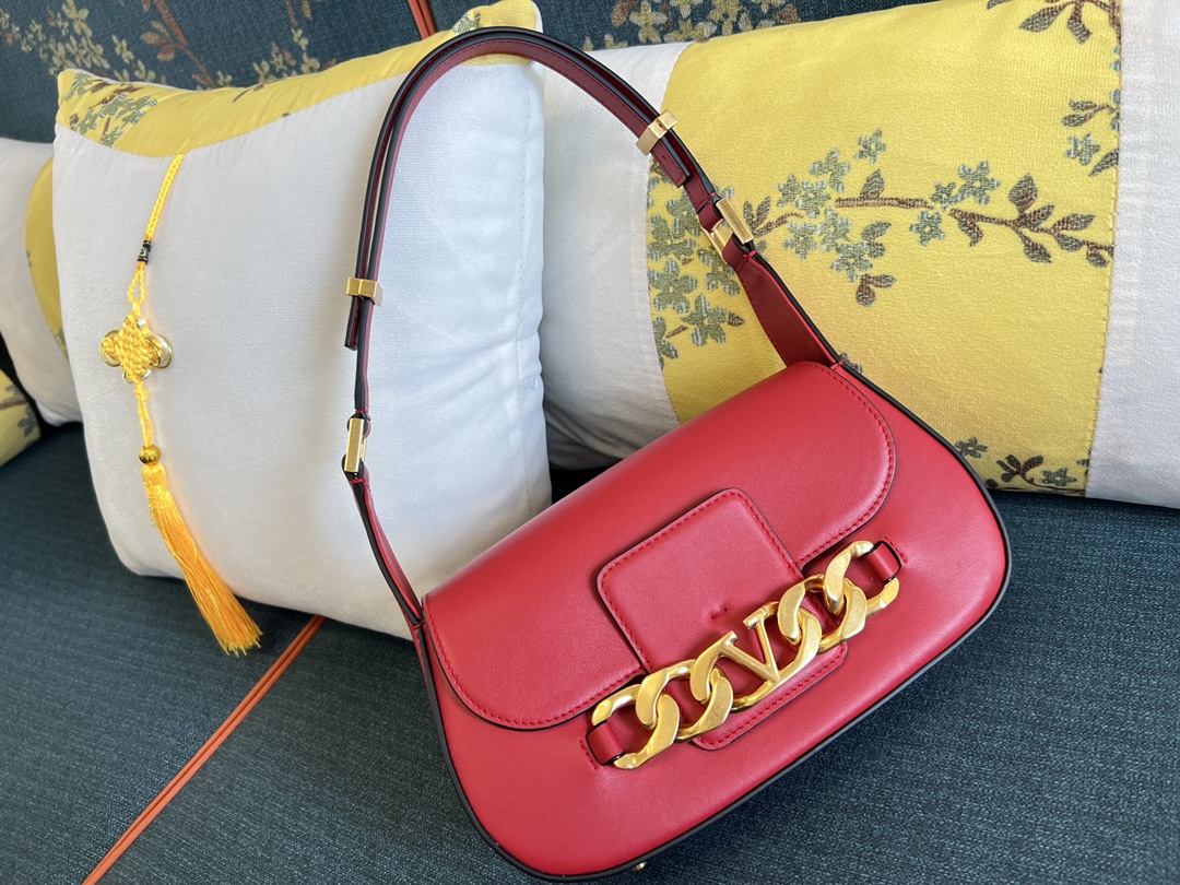 Valentino Garavani VLogo Leather Shoulder Bag | Red