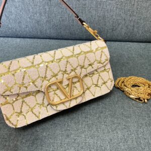 Valentino  00139