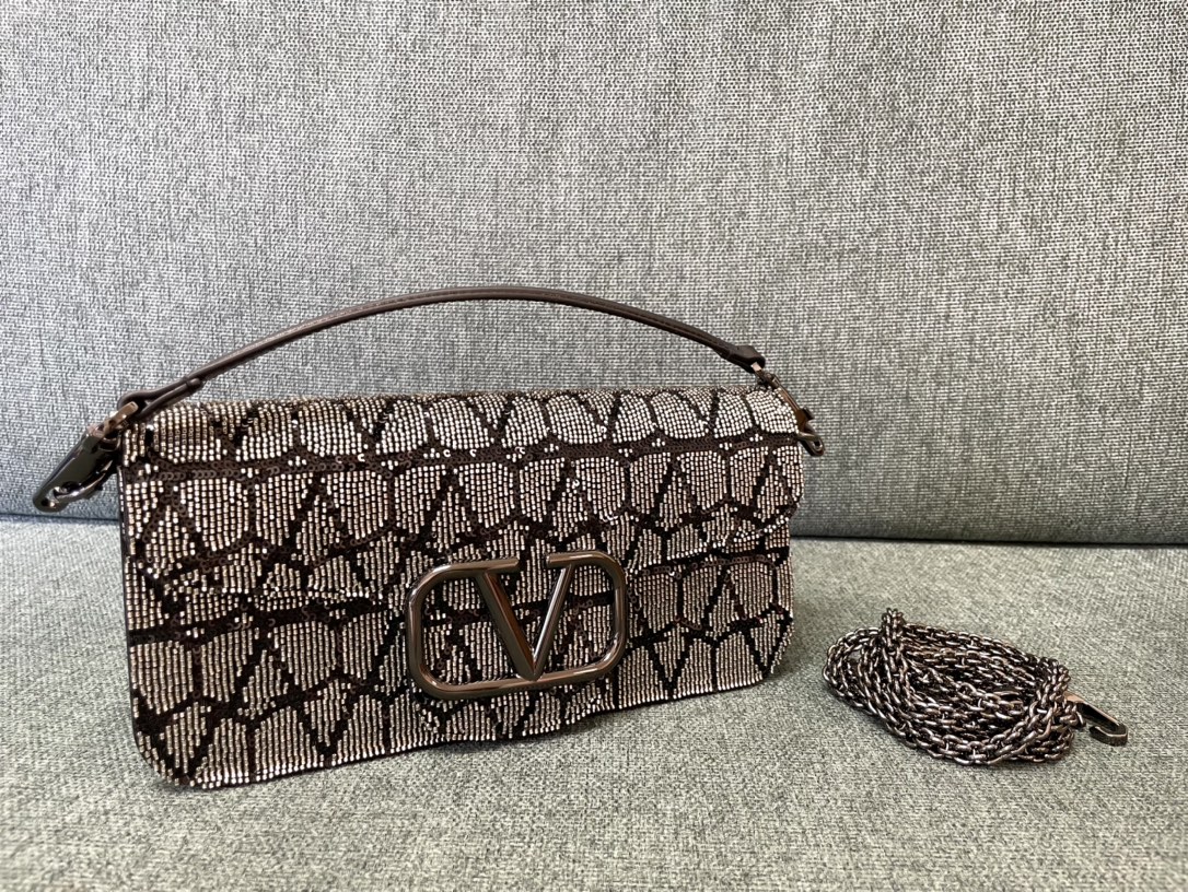 Valentino Garavani Locò Toile Iconographe Shoulder Bag |