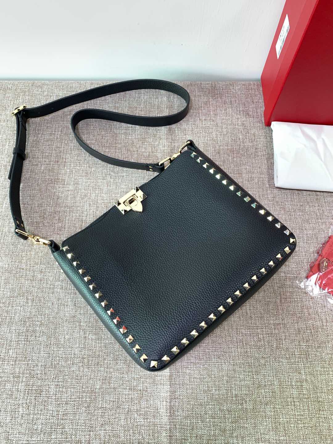 Valentino Rockstud Leather Hobo Messenger Bag –
