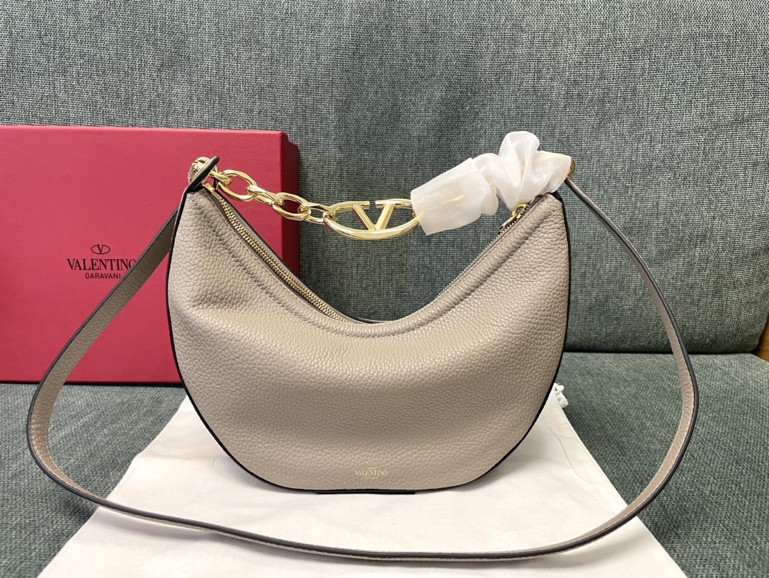 Valentino Garavani Medium VLOGO Moon Leather Hobo Bag – Bergdorf Goodman