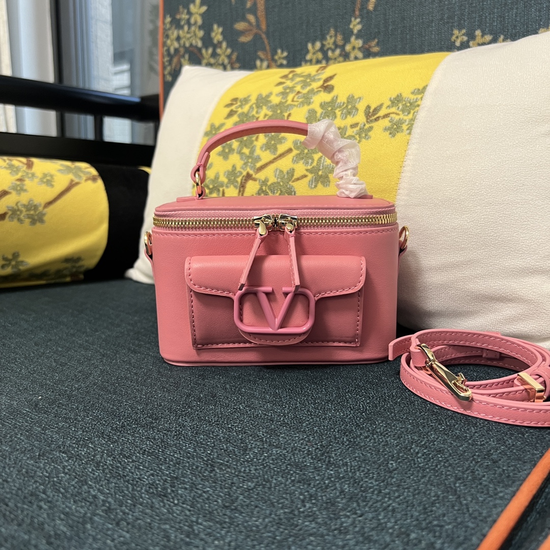 Valentino Garavani Locò Mini Bag | pink|