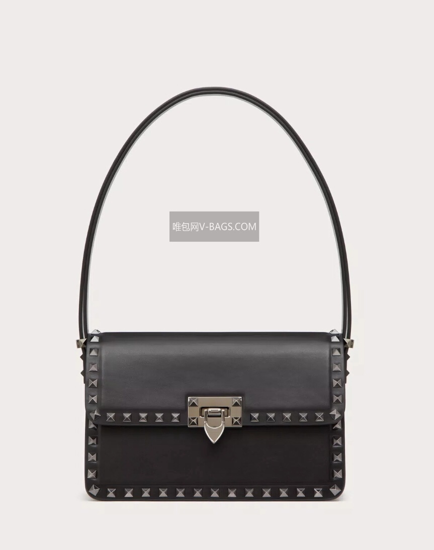Valentino Garavani Rockstud23 E/W Leather Shoulder Bag
