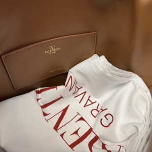 Valentino 0019