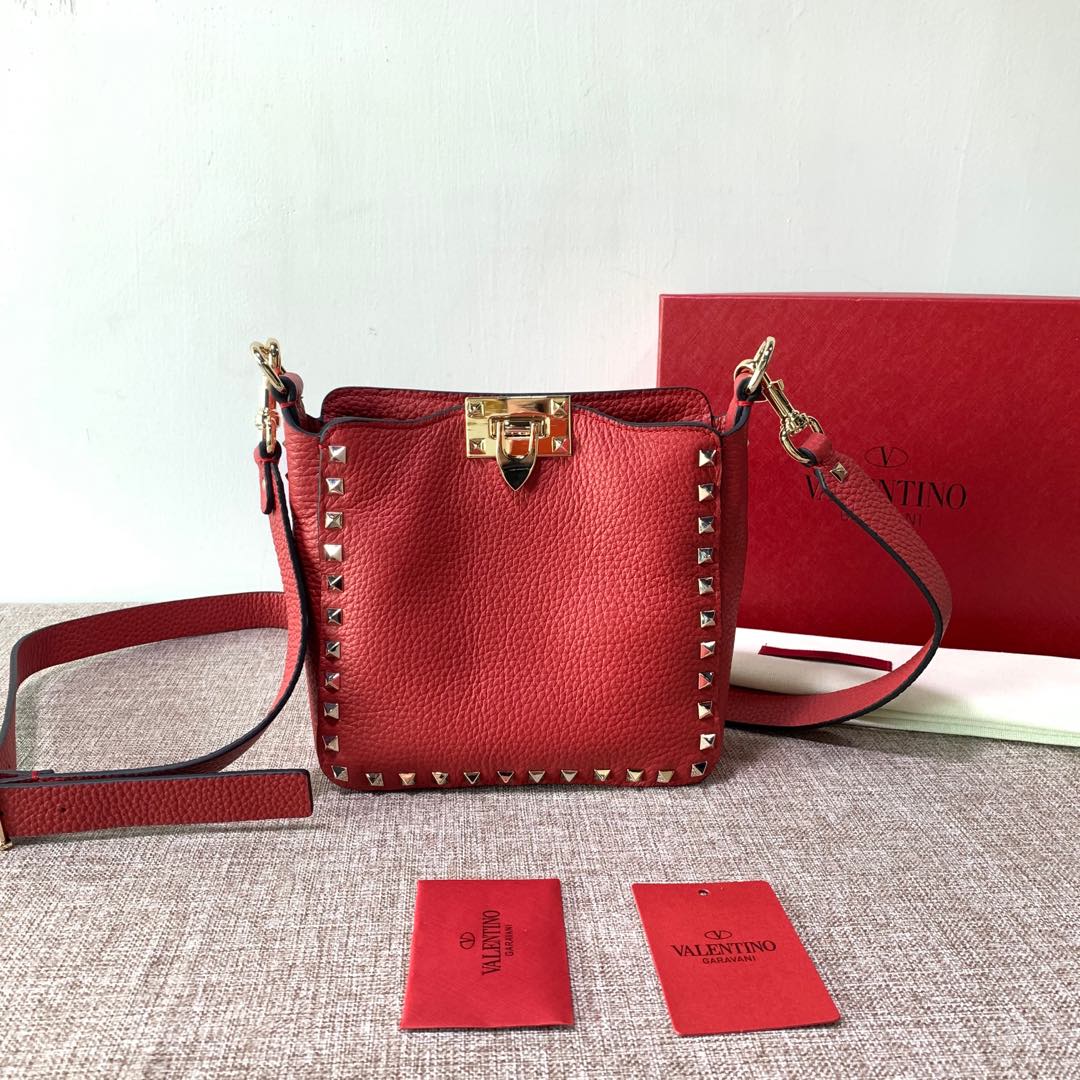 VALENTINO GARAVANI Pebbled Calfskin Mini Rockstud Flip