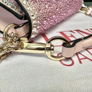 Valentino  00249