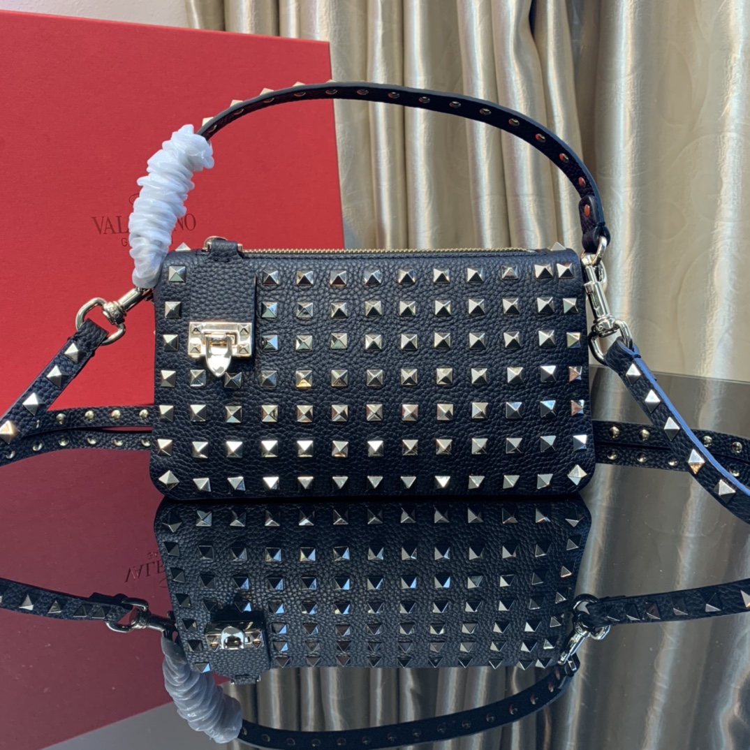 bag  Valentino Rockstud Alcove Grainy Calfskin Handbag-White
