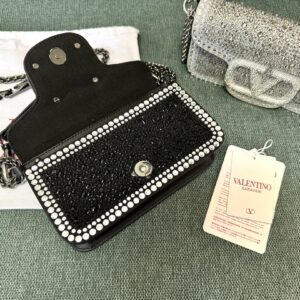 Valentino  00289