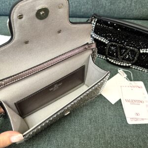 Valentino  00299