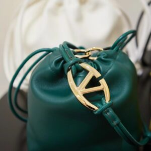 Valentino  00329