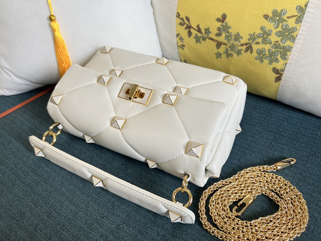 Valentino Garavani Medium Roman Stud Shoulder Bag | White