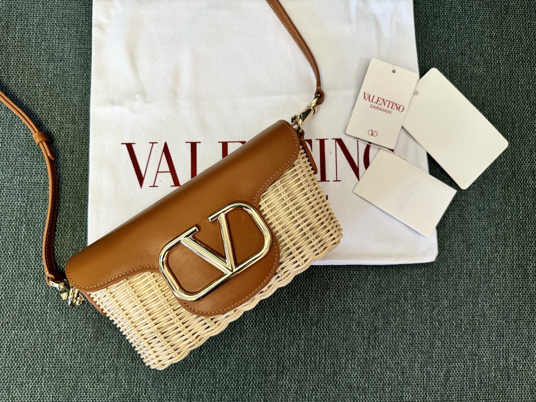 VALENTINO GARAVANI Loco Natural/Brown Straw Shoulder