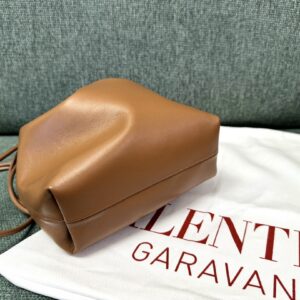 Valentino  00379