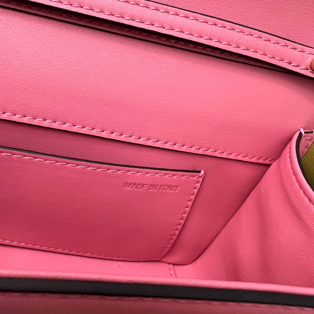 Valentino 00419