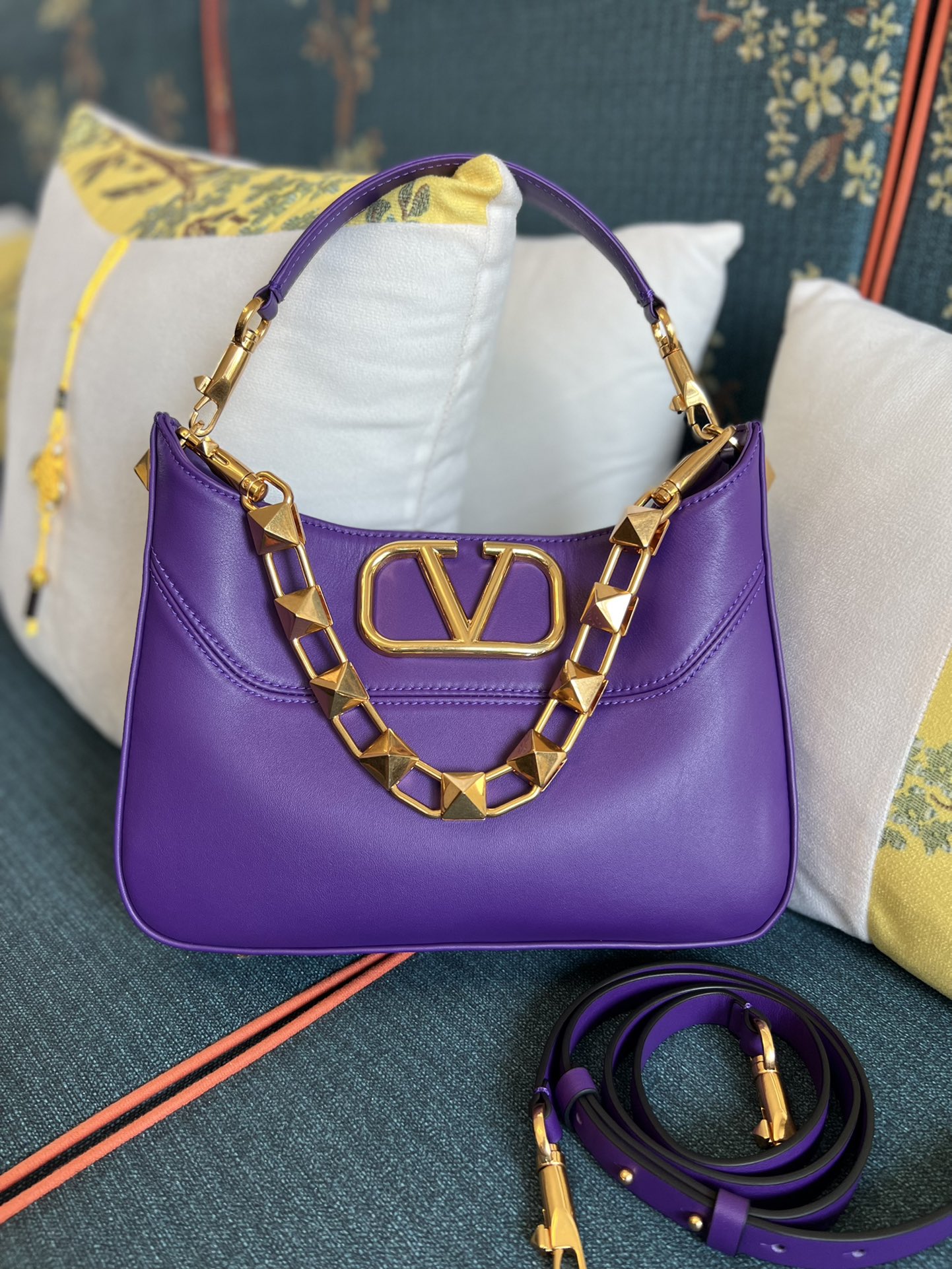 VALENTINO GARAVANI Small Stud Sign VLOGO Leather Hobo Bag INDIAN VIOLET PUR