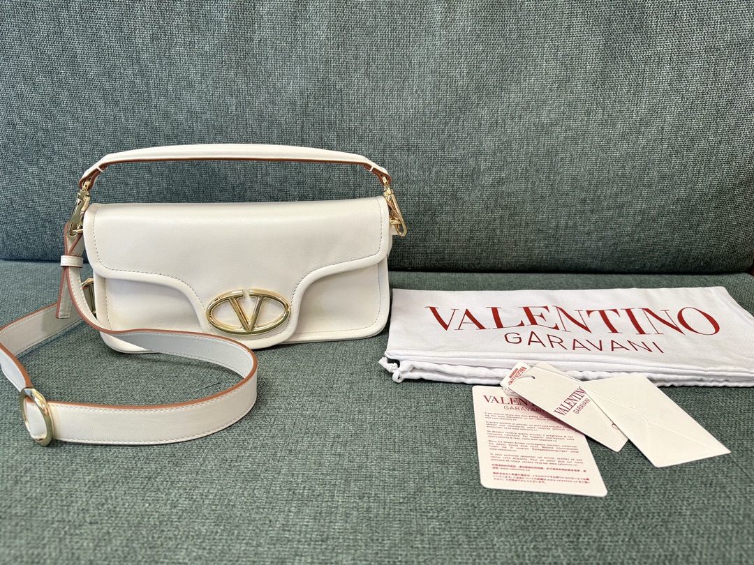 Valentino Garavani VLogo Signature Leather Shoulder Bag