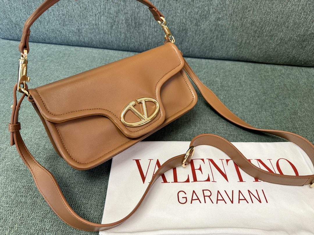 Valentino Garavani VLogo Signature Leather Shoulder Bag