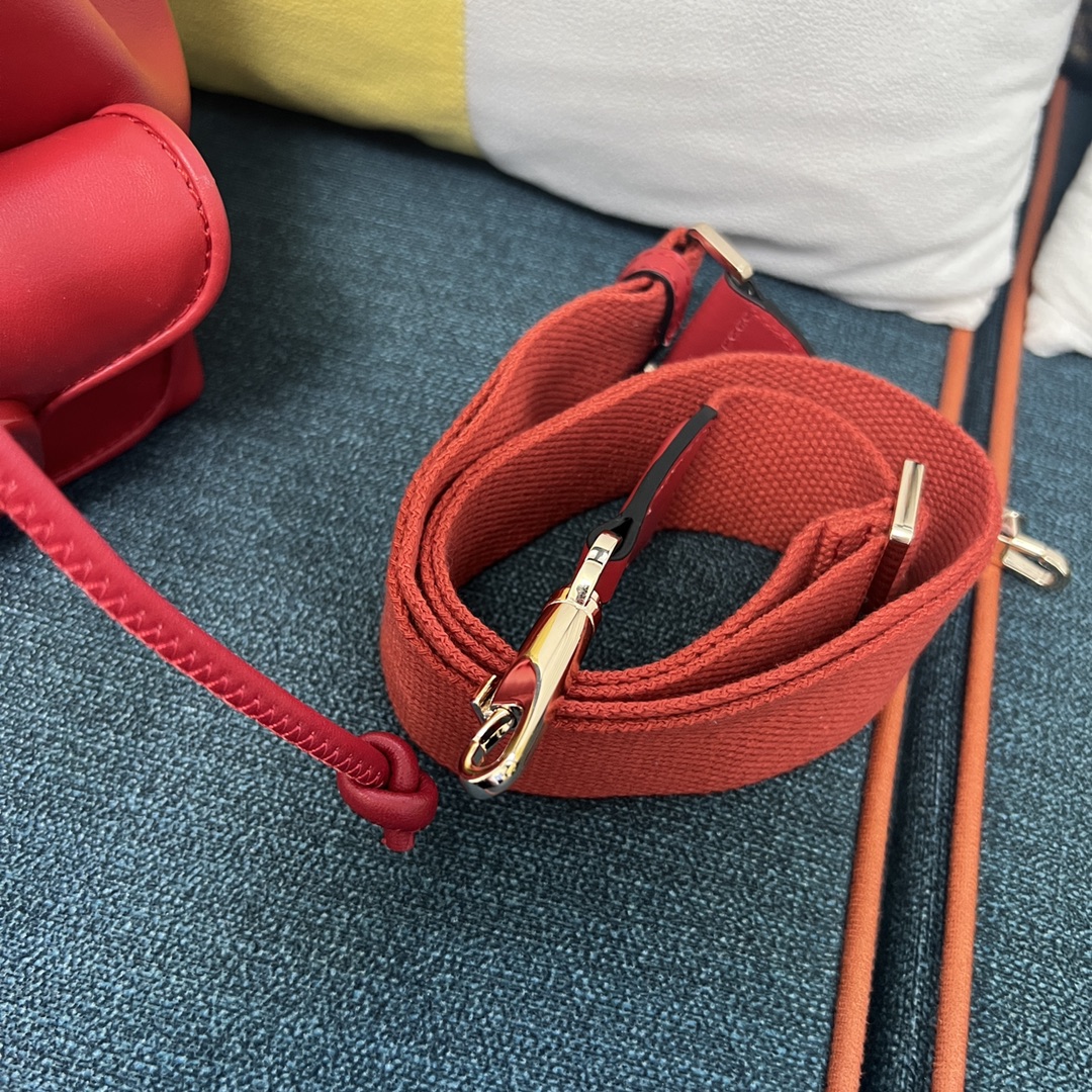 Valentino 00529